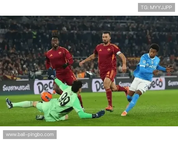 利物浦边锋连续强强对话撕开防线，进攻发起点前移主导比赛节奏